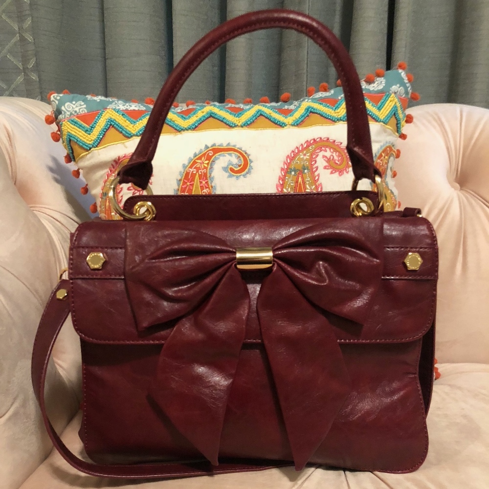 Burgundy Gianni Bini Bag